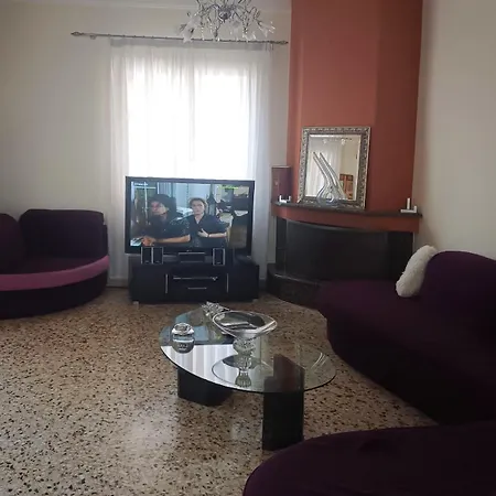 Διαμέρισμα Constantina D