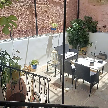 Constantina D דירה